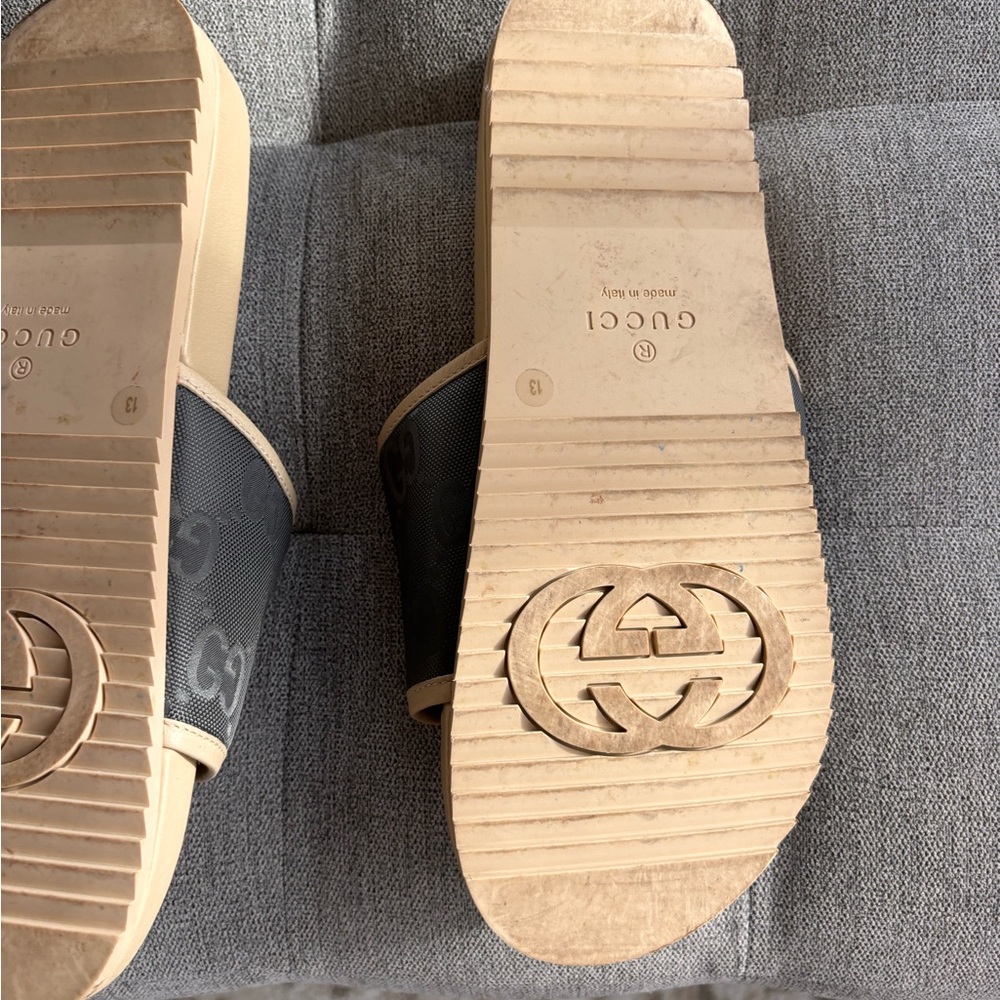Gucci Beige and Black Slide Sandals - Picture 6 of 8